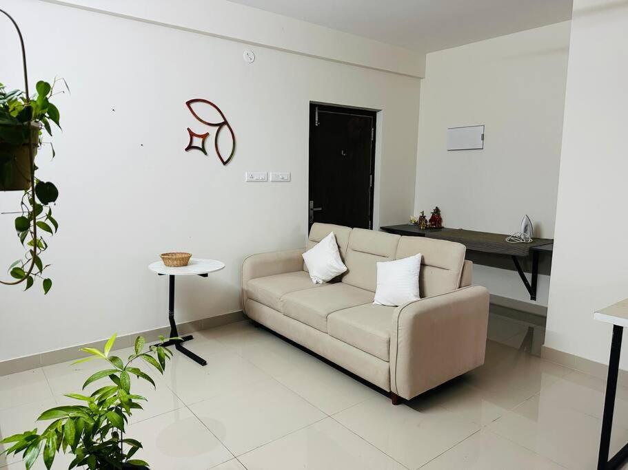 Memmsta Blooming Bird Guruvayur Vila Exterior foto