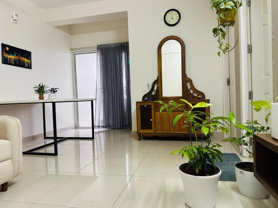 Memmsta Blooming Bird Guruvayur Vila Exterior foto