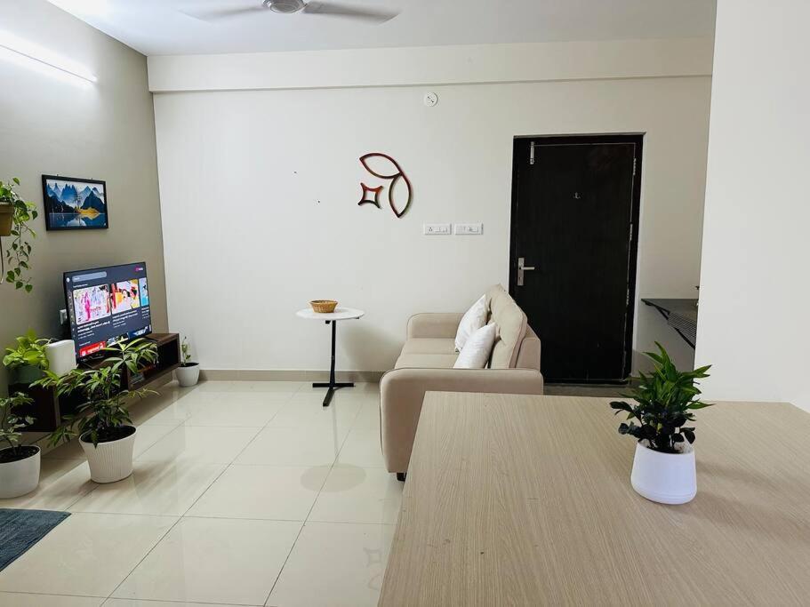 Memmsta Blooming Bird Guruvayur Vila Exterior foto